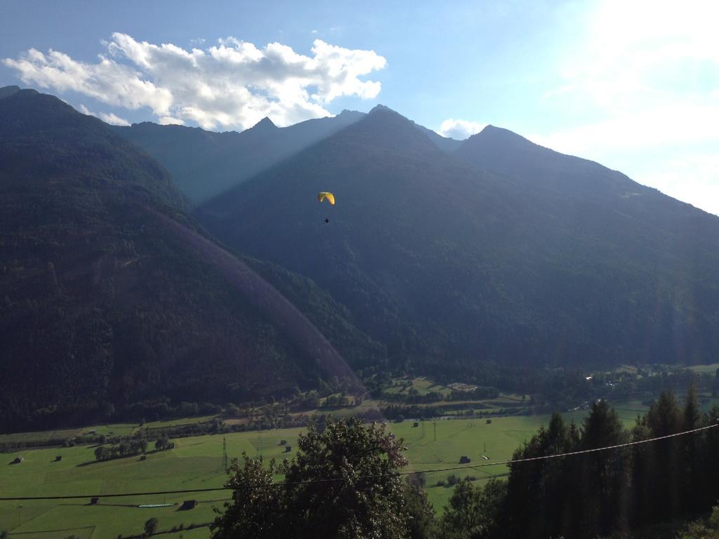 Panoramahof Holly Hotel Obervellach Room photo