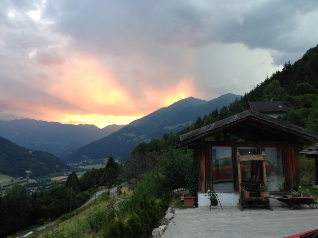 Panoramahof Holly Hotel Obervellach Room photo